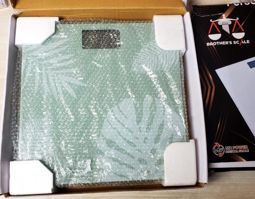 Camry Electronic Personal Scale EB1653 Bathroom Scale 180Kg thumbnail 2